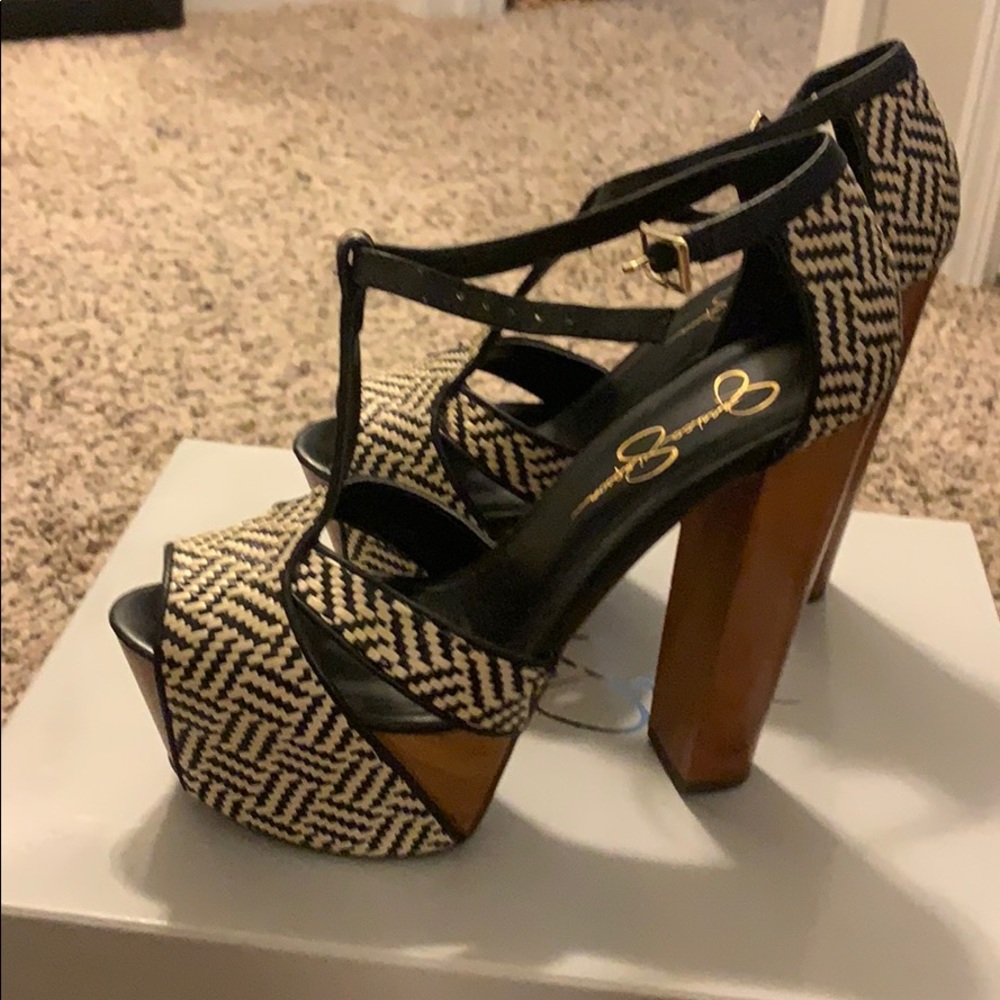 Platform shoe